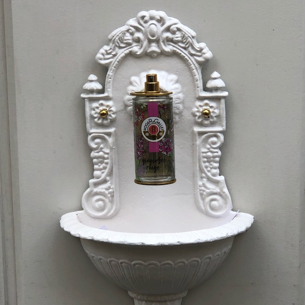 Meet your Posher, Shirley